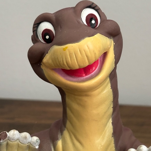 VINTAGE 1988 Land Before Time LITTLE FOOT Dinosaur Rubber Hand Puppet Pizza Hut - Picture 2 of 11